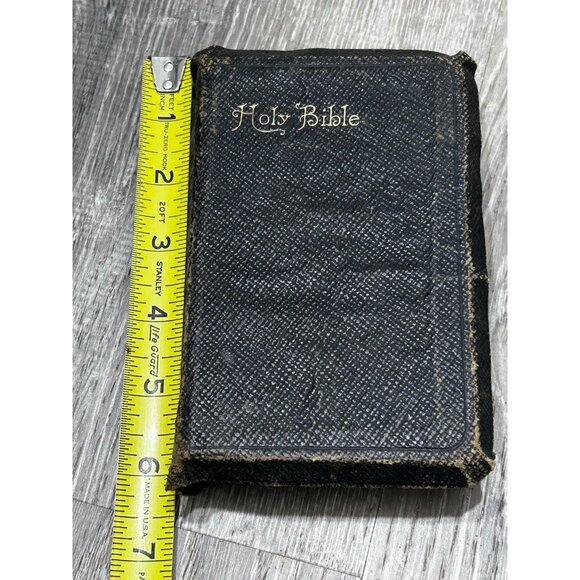 The Holy Bible Oxford University Press Edition Old and New Testament Hardcover - Picture 6 of 6